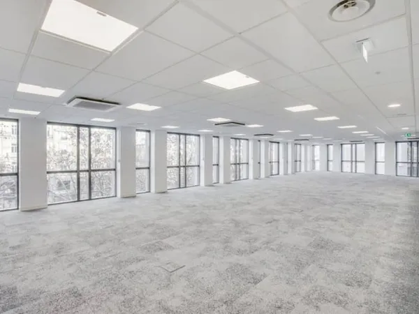 Bureaux 1400 m²