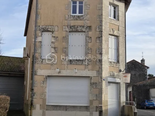 Appartement 6 pièces 230 m²