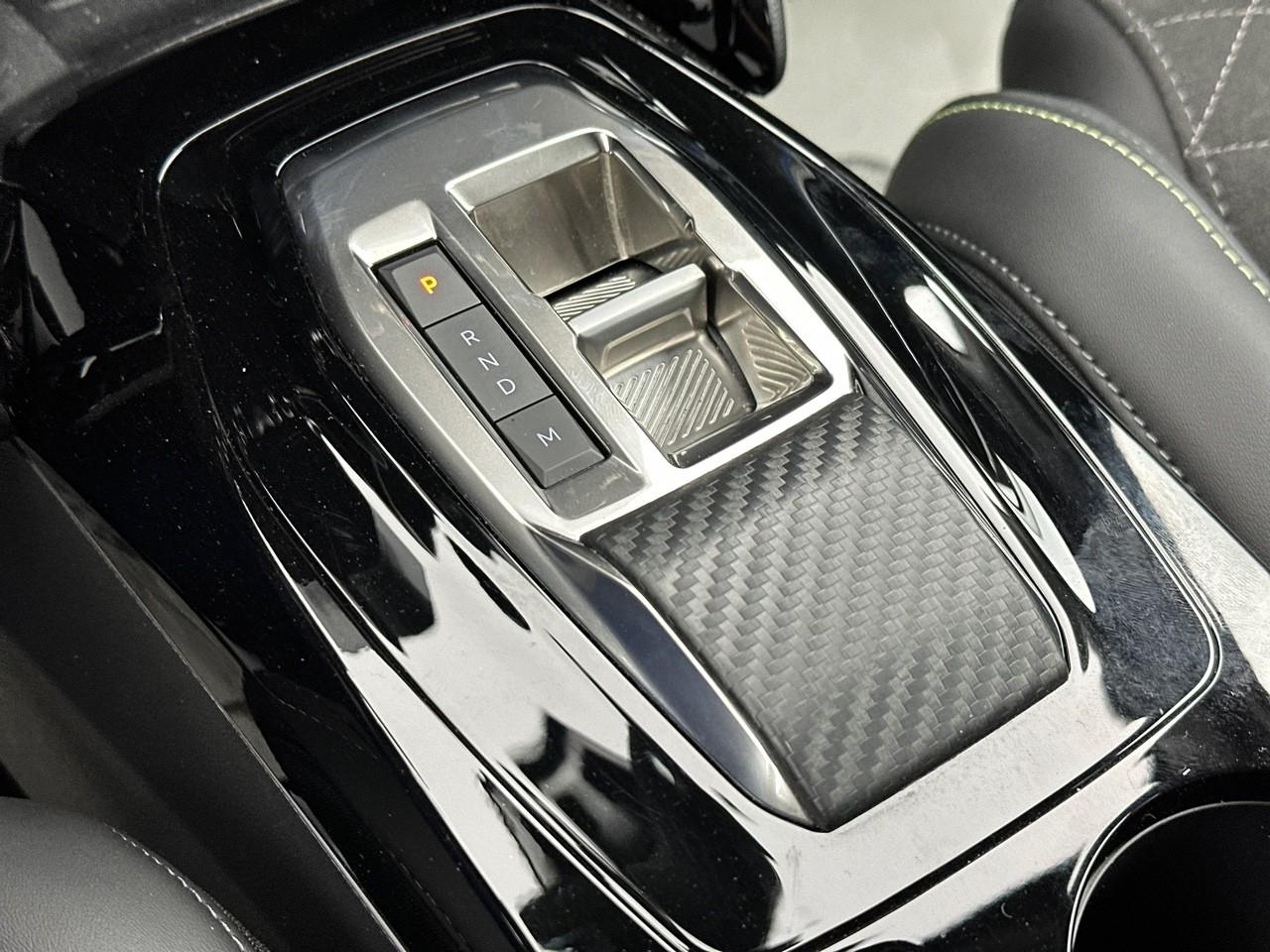 Peugeot 2008 puretech 130 s&s eat8 gt — photo 30