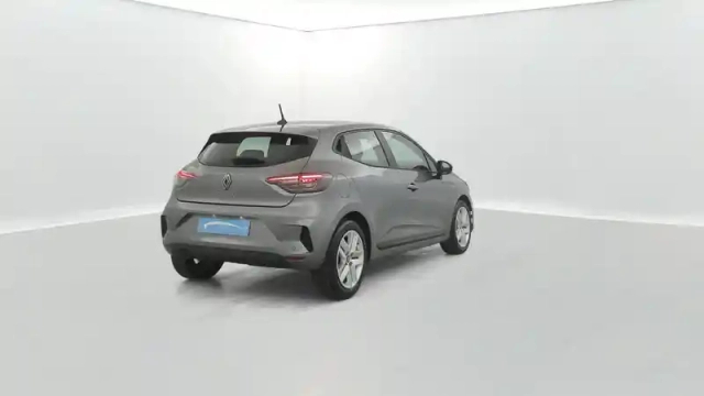 Renault Clio tce 90 — photo 14