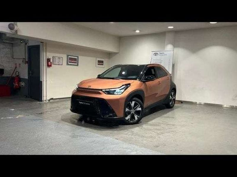 Toyota AYGO Toyota Aygo X 116h Graphic — photo 1
