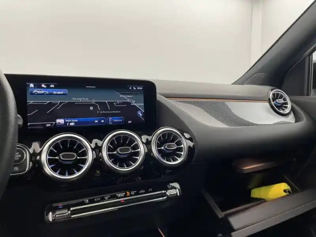 Mercedes Gla 180 d 8g-dct — photo 26