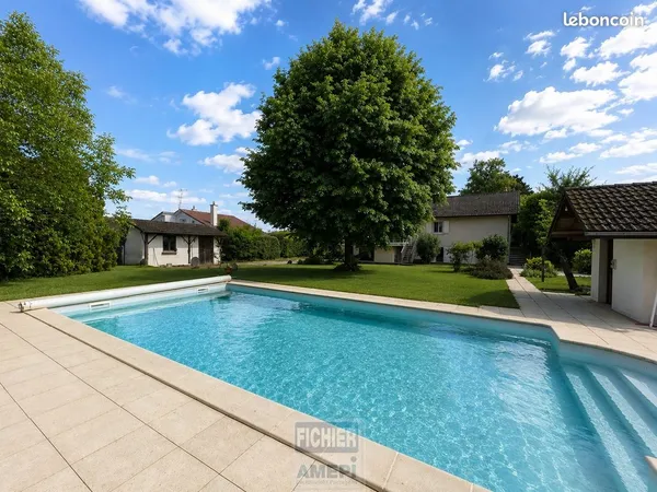 Maison 5 pièces 160 m²