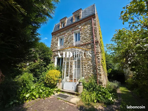 Maison 7 pièces 130 m²