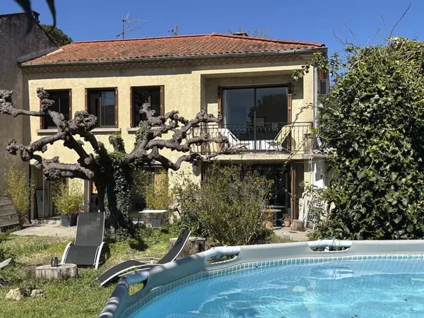 Maison Familiale de 155 m2 + Dépendance sur Terrain de 491 m