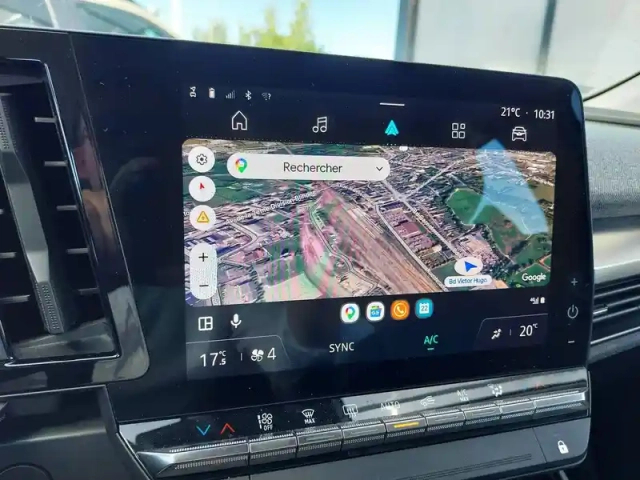 Renault Megane e-tech ev40 130ch standard charge — photo 25