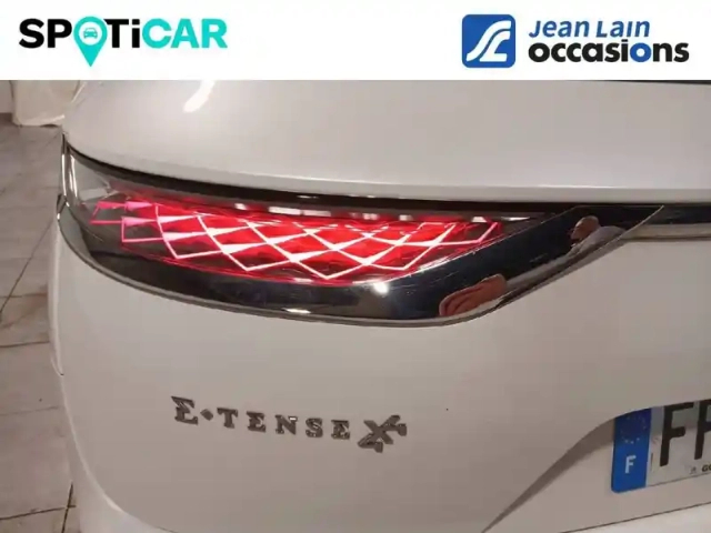 Ds Ds 7 ds7 crossback hybride e-tense 300 eat8 4x4 — photo 17