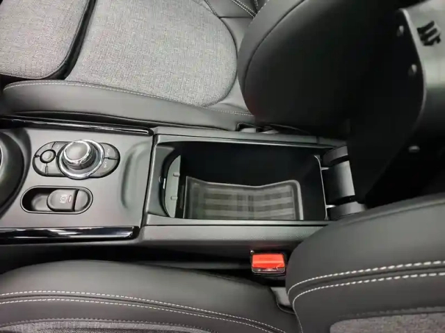 Mini Mini clubman cooper s 178 ch dkg7 — photo 24