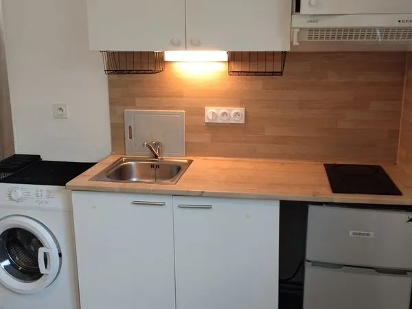 T1 Studio 20 m² (électricité comprise dans les charges)