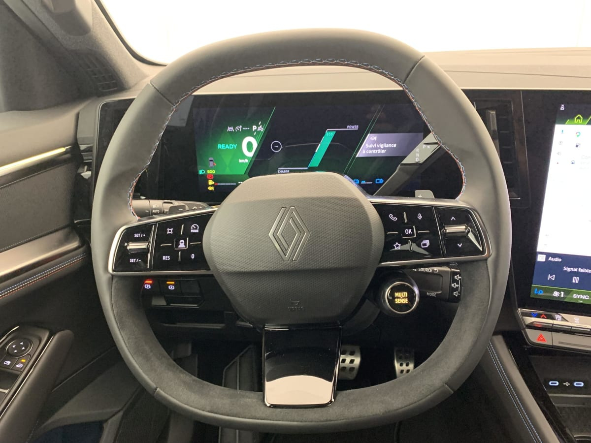 Renault Rafale — photo 14