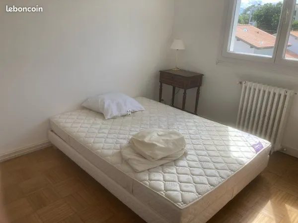 Biarritz - Chambre meublée 10 m² - Courte durée - 23 sept. Au 8 oct
