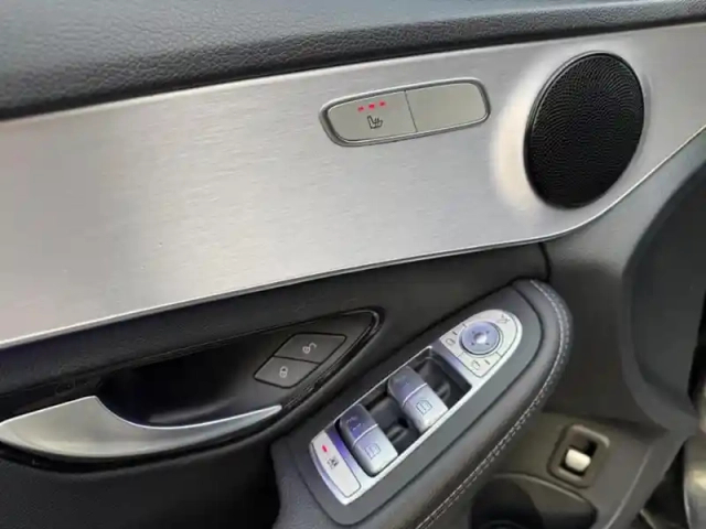Mercedes Classe C 220 d berline amg lin — photo 19