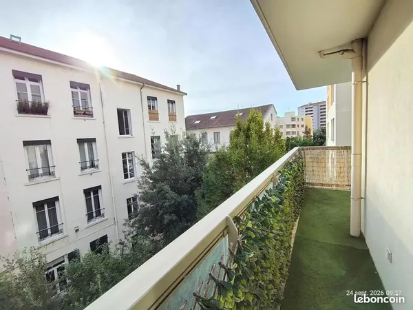 A louer à Villeurbanne T2 de 47 avec Ascenseur