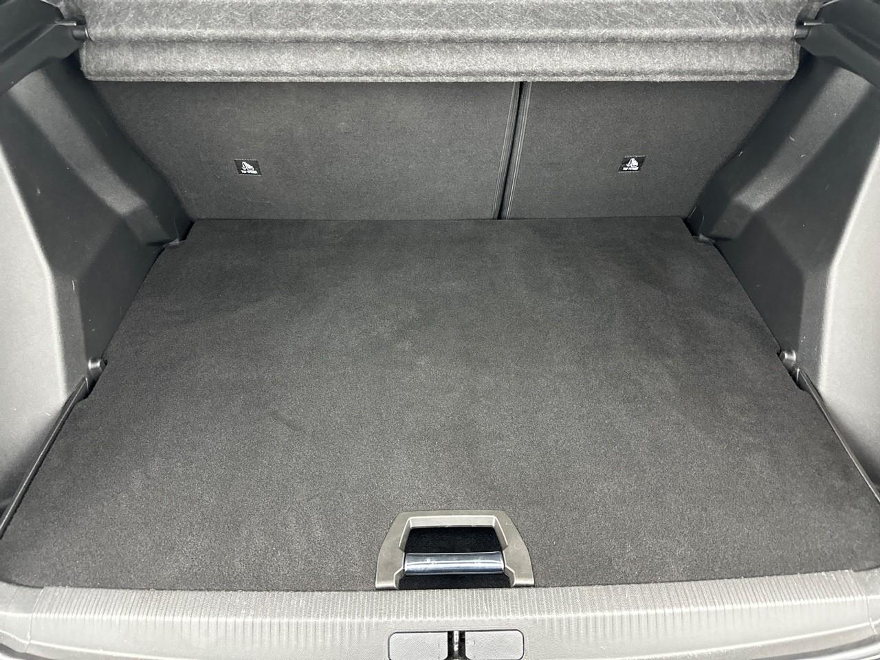 Peugeot 2008 puretech 100 s&s bvm6 allure pack — photo 6