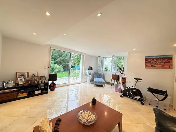 Maison 6 pièces 140 m²