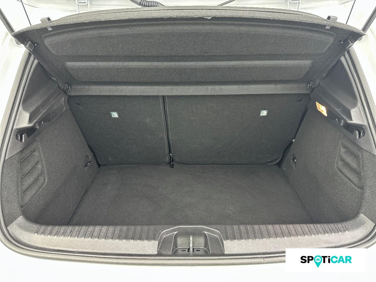 Renault Clio 1.6 e-tech 145ch full hybrid evolution - 24 — photo 6