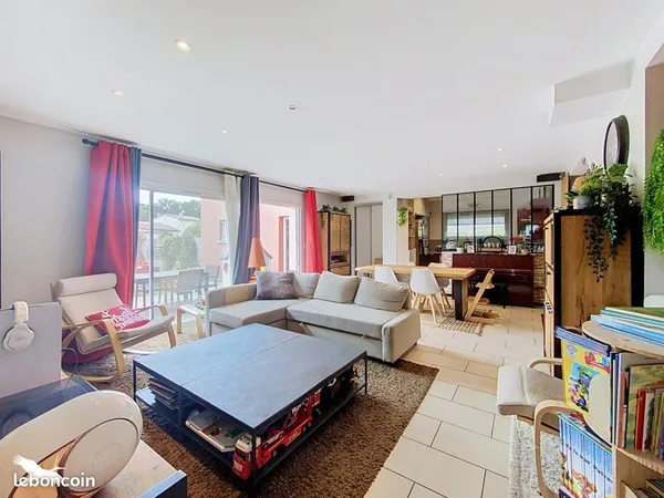 Maison de ville 6 pièces 148 m²
