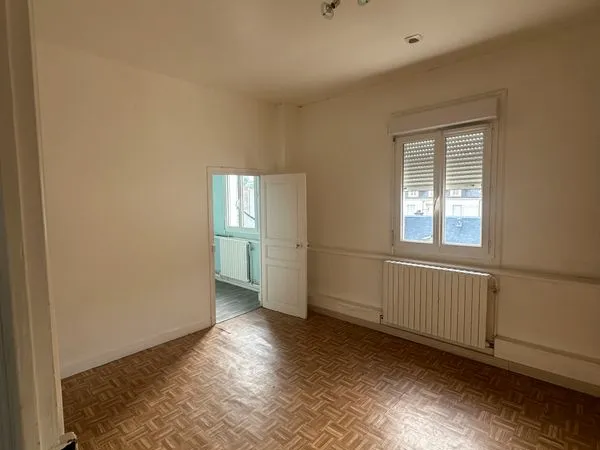 Appartement T2 lumineux et calme à louer, 65 m² à Tulle