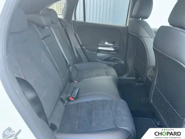 Mercedes Eqa 250+ — photo 20