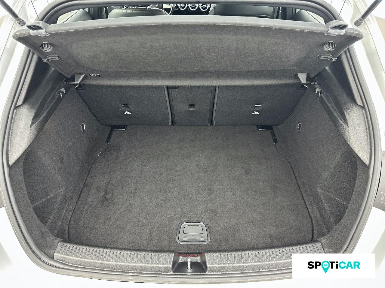 Mercedes Classe A 180 136ch progressive line — photo 6