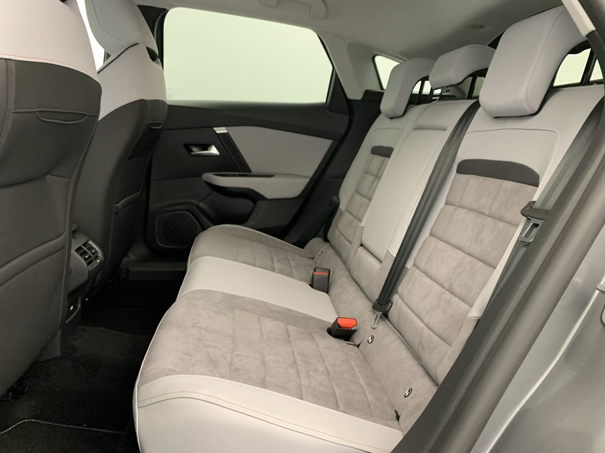 Citroën C4 — photo 21