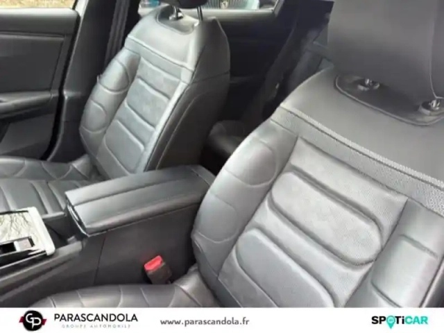 Citroën C5 x hybride rechargeable 225ch shine ëeat8 — photo 9