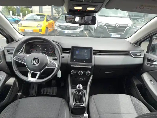 Renault Clio tce 90 — photo 23