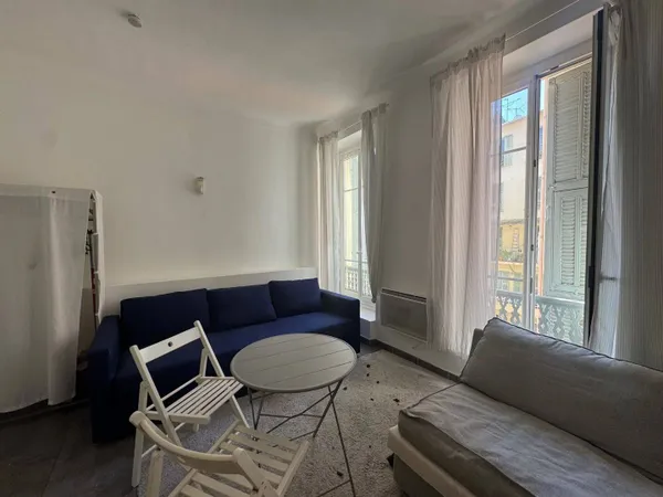 Studio 1 pièce 17 m²