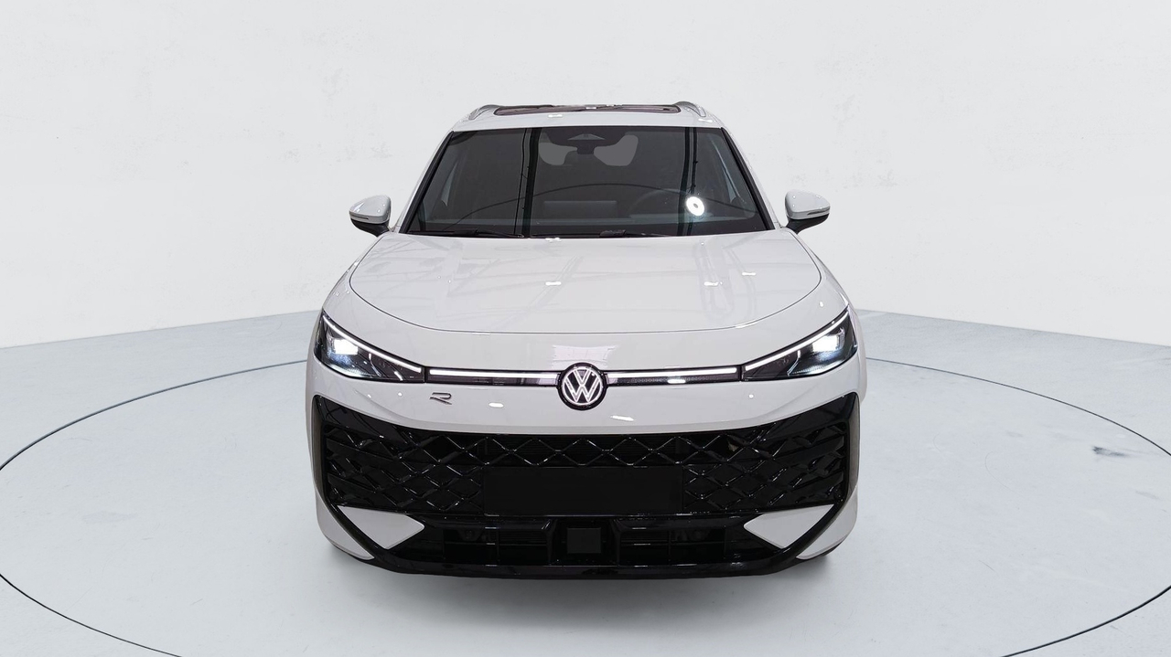 Volkswagen T-Roc — photo 10