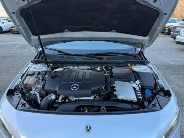 Mercedes Classe A a 200 d compacte — photo 4