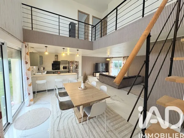 Maison 6 pièces 147 m²