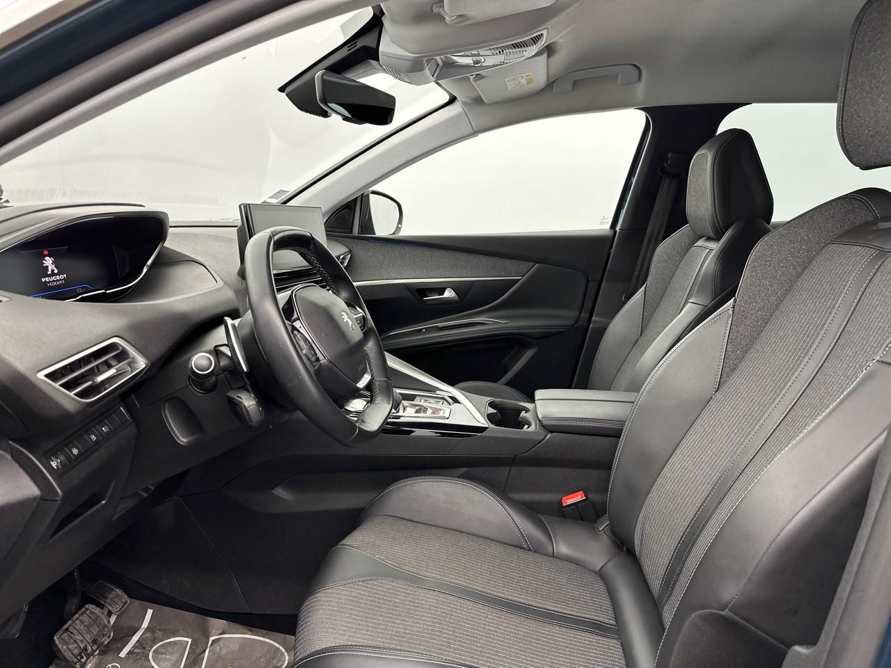 Peugeot 3008 hybrid 225 e-eat8 allure pack — photo 9