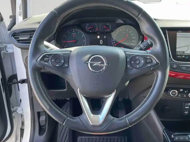 Opel Crossland 1.2 turbo 130ch gs line bva — photo 12