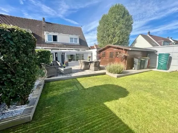 Maison 6 pièces 126 m²