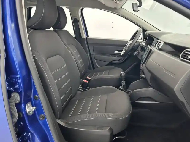 Dacia Duster eco-g 100 4x2 — photo 16