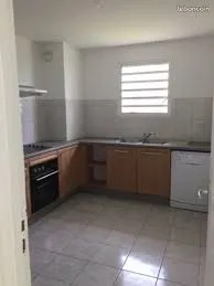 T2 de 48,74 m² - Dernier étage avec ascenseur, varangue et parking
