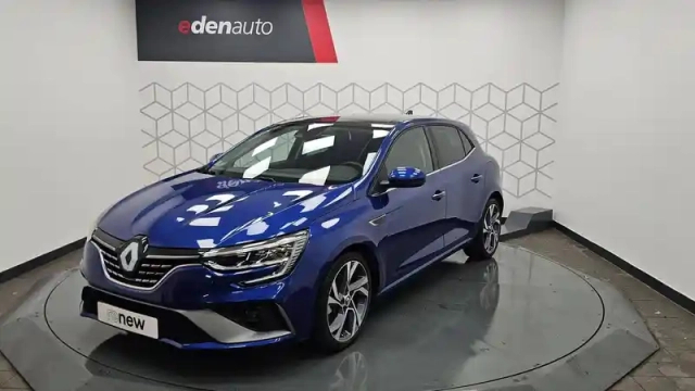 Renault Megane mégane iv berline e-tech plug-in hybride 160 — photo 1