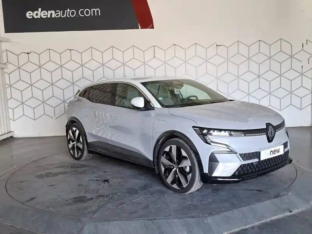 Renault Megane e-tech ev60 220 ch super charge — photo 61