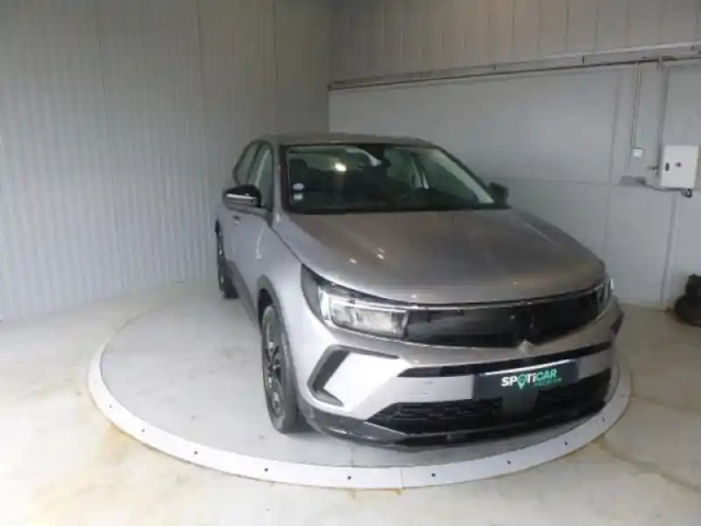 Opel Grandland 1.2 turbo 130ch gs bva8 — photo 3