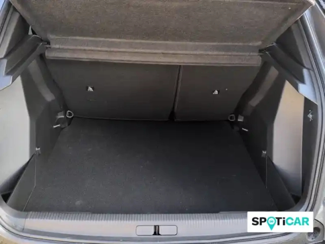 Peugeot 2008 hybrid 145 e-dcs6 — photo 6