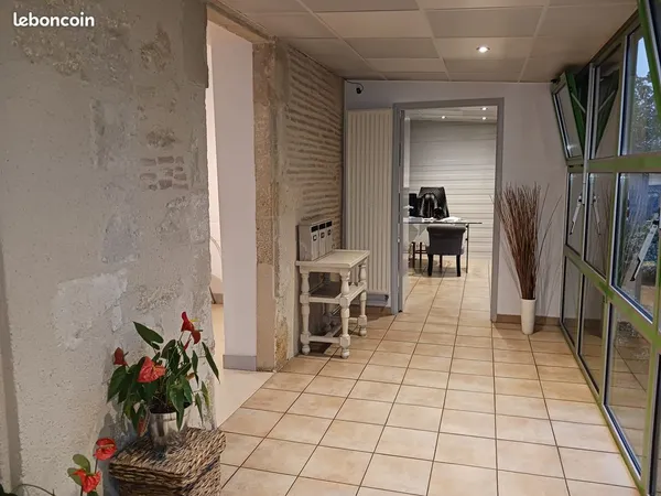 Local 98 m² Langon