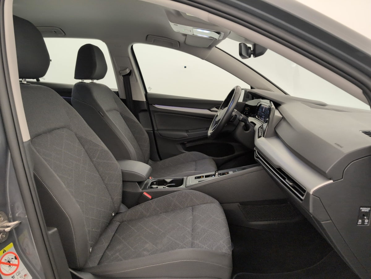 Volkswagen Golf 8 — photo 9