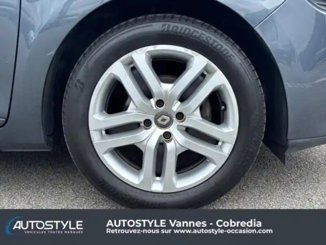 Renault Clio 0.9 tce 90ch energy business 5p — photo 9