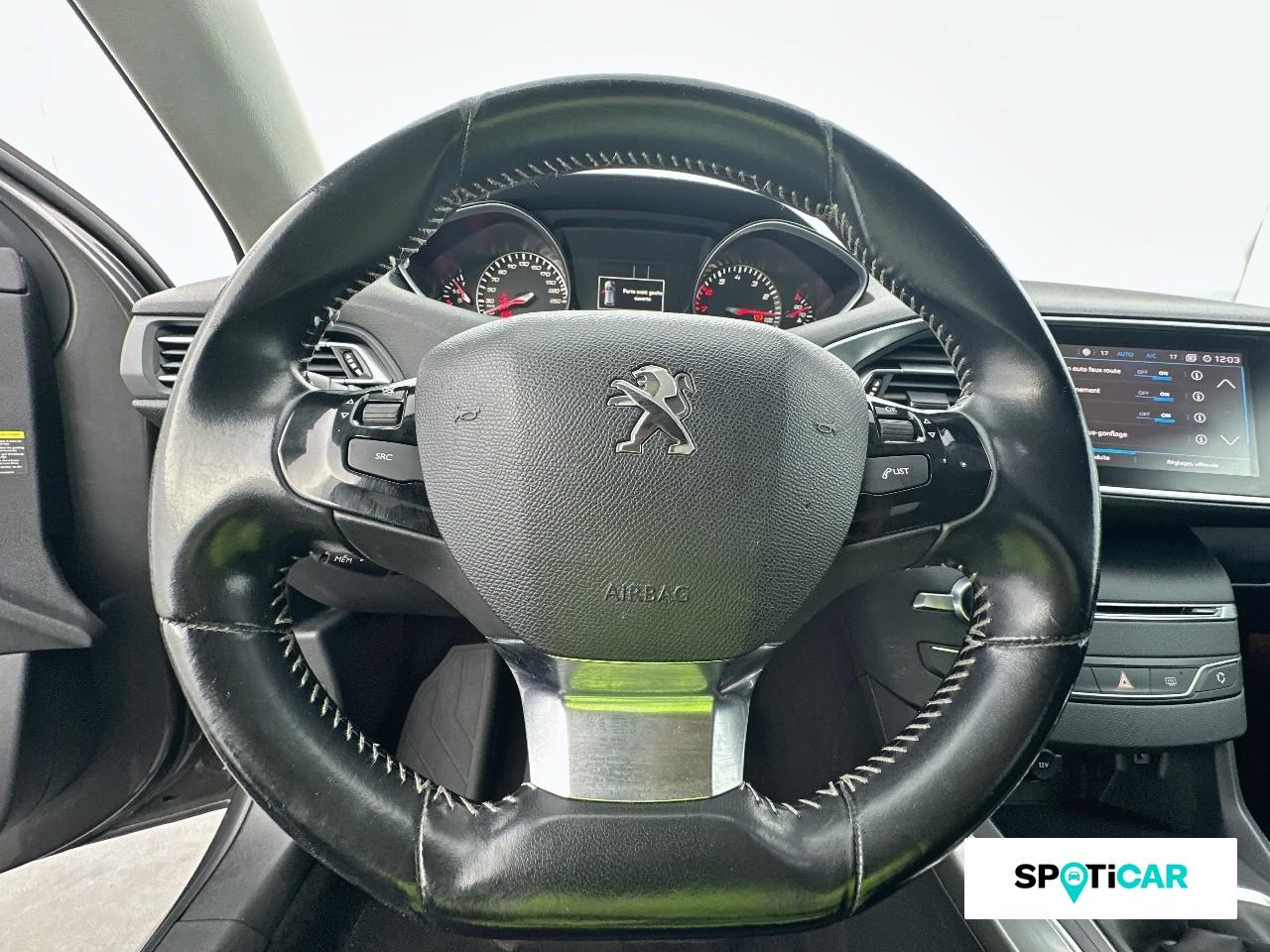 Peugeot 308 1.2 puretech 130ch &euro;6.c s&s allure — photo 12