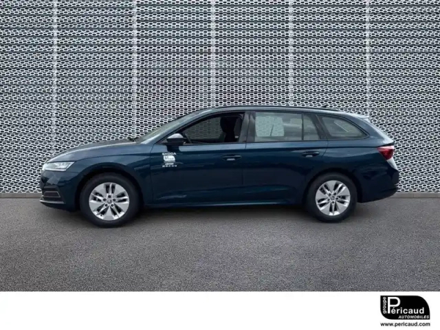Skoda Octavia combi 1.0 tsi mhev e-tec 110 ch dsg7 — photo 4