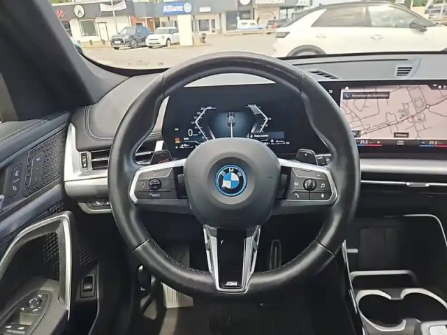 Bmw X1 xdrive 30e 326ch dkg7 — photo 6