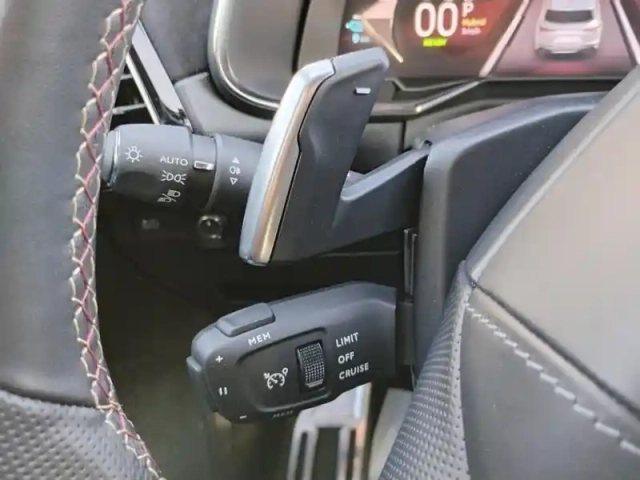 Ds Ds 7 hybride rechargeable e-tense 225 eat8 performance line + — photo 17