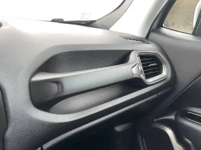 Jeep Renegade 1.0 turbo t3 120 ch bvm6 — photo 47