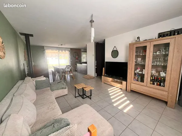Maison 6 pièces 85 m²