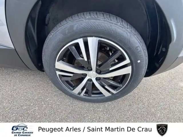 Peugeot 3008 puretech 130ch s&amp;s bvm6 — photo 11